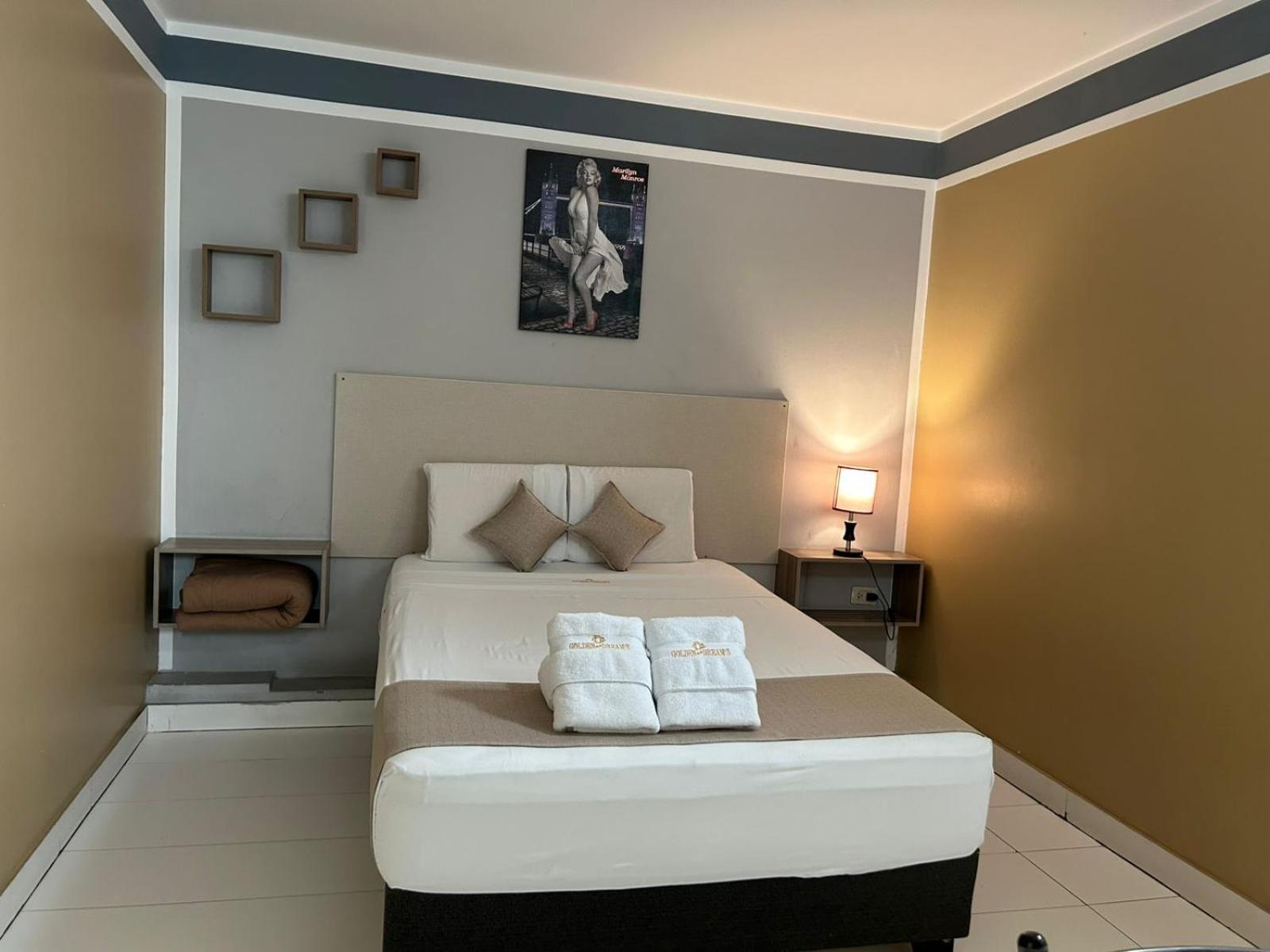 Golden Dream'S Hotel Лима Екстериор снимка