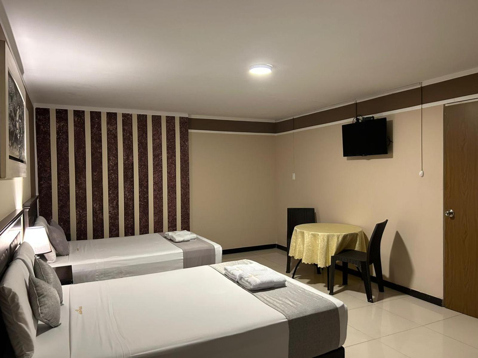 Golden Dream'S Hotel Лима Екстериор снимка